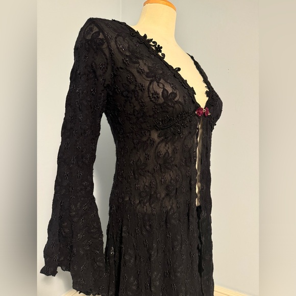 Claire Pettibone Other - Claire Pettibone - Vintage signature Athena long stretchy lace robe jacket